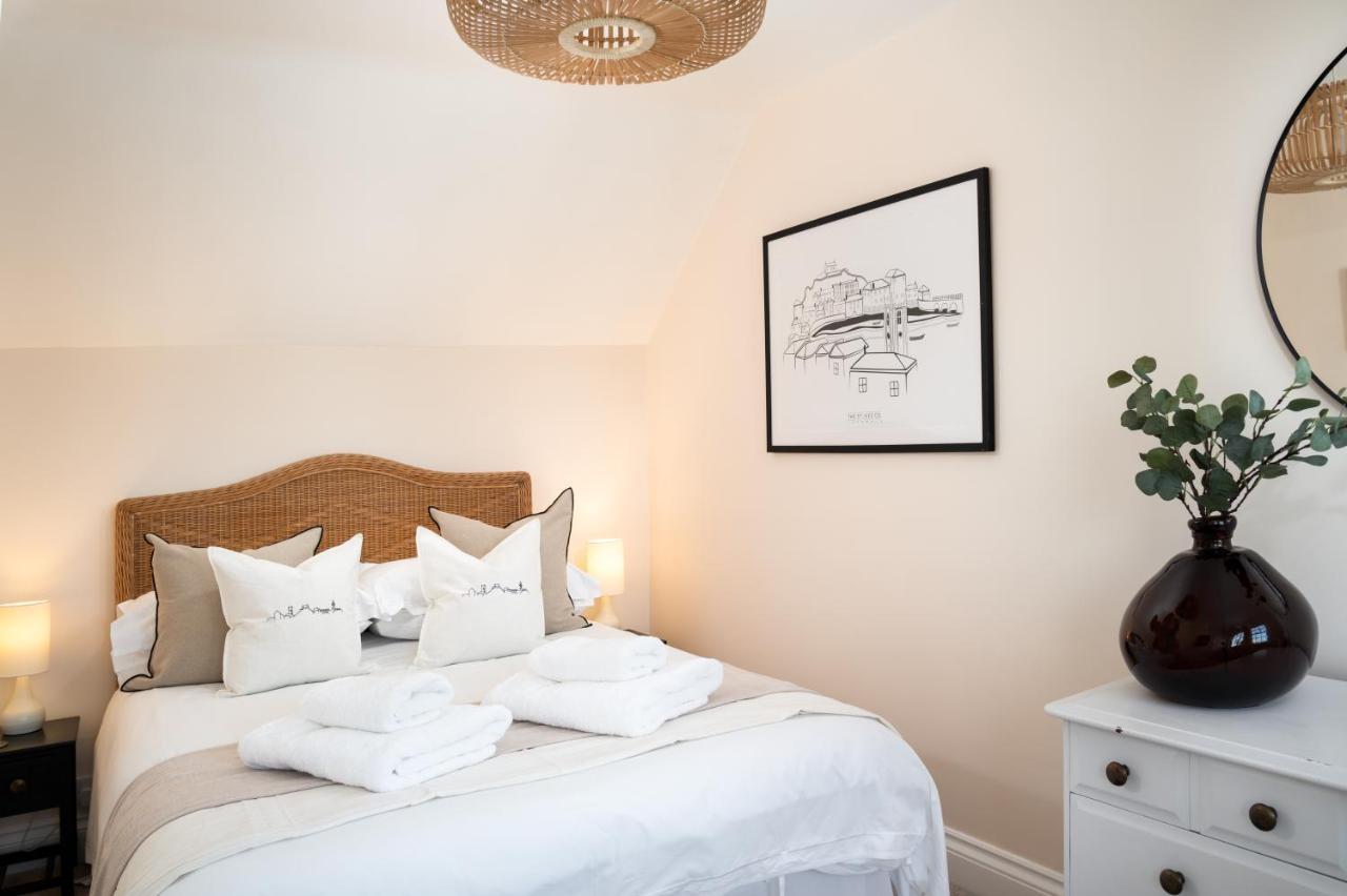 Stylish Two Bedroom Cottage - In Town Centre St Ives Exterior foto