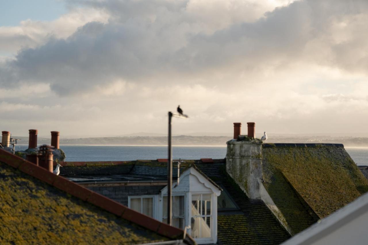 Stylish Two Bedroom Cottage - In Town Centre St Ives Exterior foto
