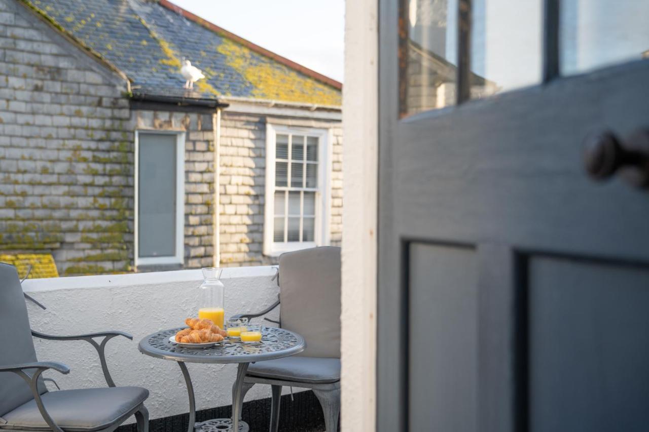 Stylish Two Bedroom Cottage - In Town Centre St Ives Exterior foto